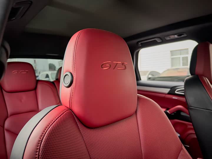 Porsche Cayenne 2016 Cayenne GTS 3.6 T — фото 24