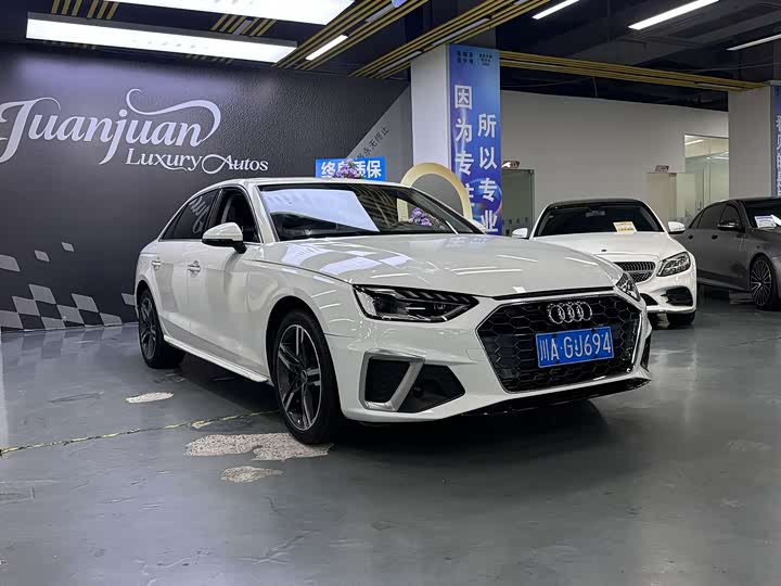 Audi A4L 2020 40 TFSI — фото 3