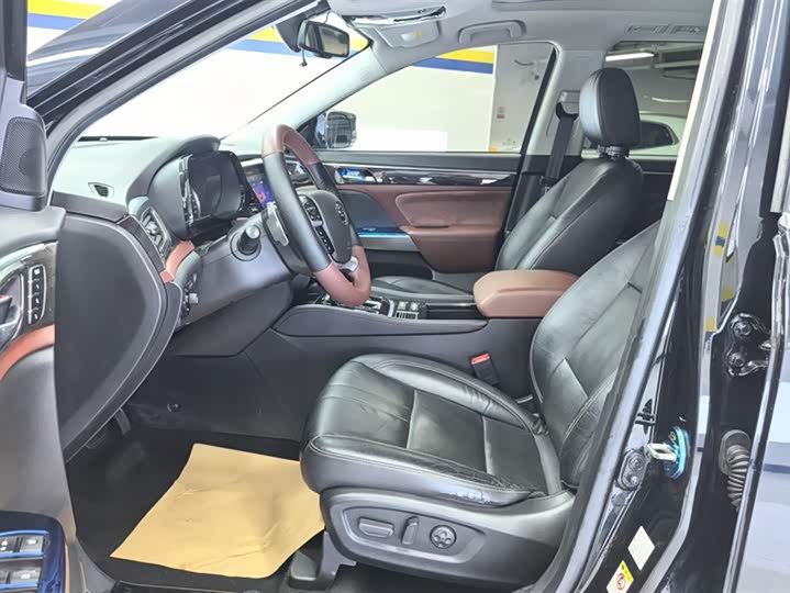 Trumpchi GS8 2017 320 T 2 WD （ ） — фото 9