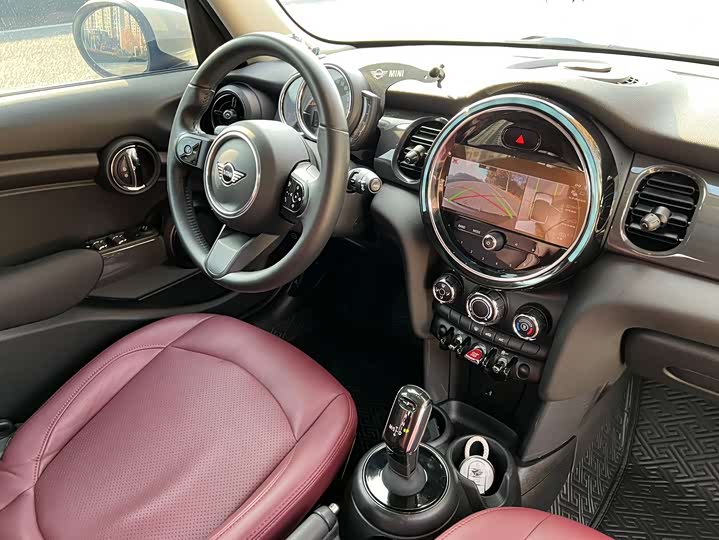 MINI Hatch — фото 13
