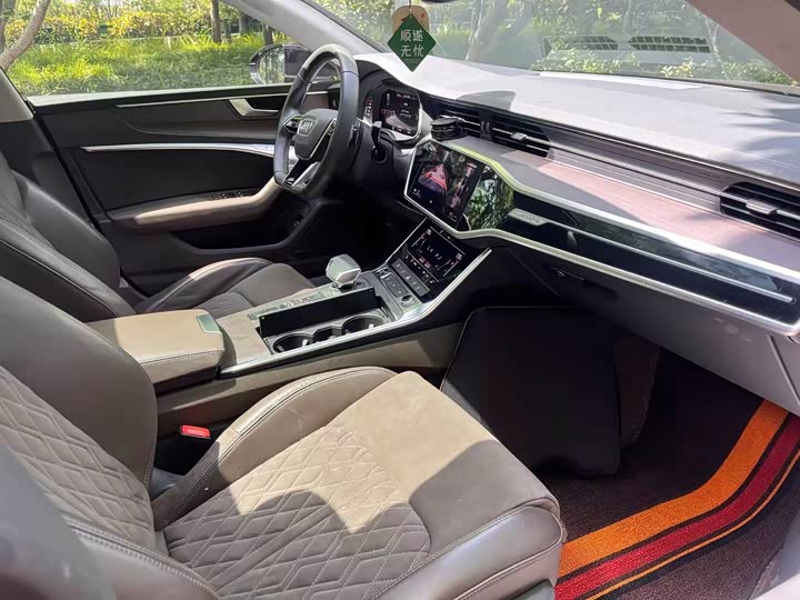 Audi A7L 2022 55 TFSI quattro S-line — фото 9
