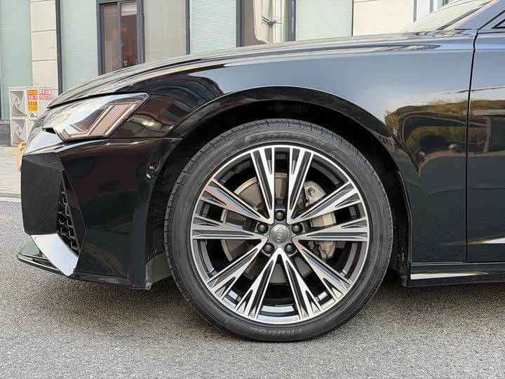 Audi A6L 40 TFSI — фото 20