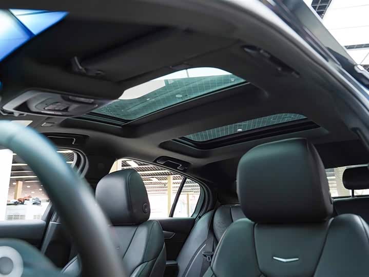 Cadillac CT5 2022 28 T Luxury( ) — фото 14