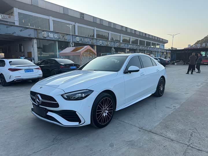 Mercedes-Benz C-Class 2024 C 260 L — фото 3