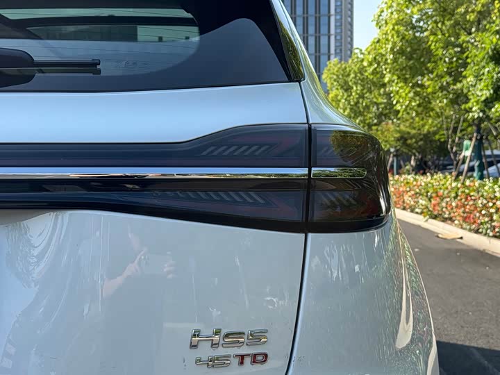 Hongqi HS5 2023 2.0 T Pro — фото 21