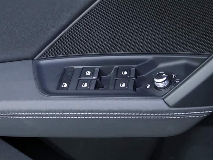 Audi A3 2024 Sportback 35 TFSI Sport — фото 11
