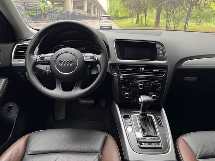 Audi Q5 2018 40 TFSI — фото 12