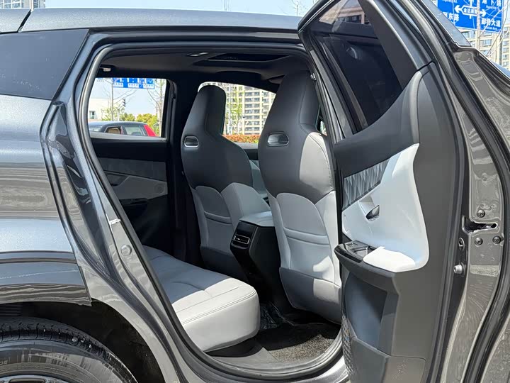 Changan UNI-T 2023 1.5 T — фото 7