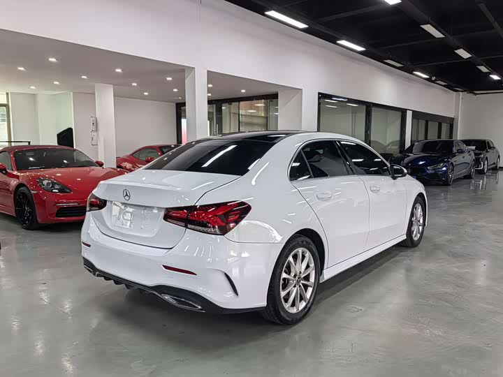 Mercedes-Benz A-Class 2021 A 200 L — фото 5