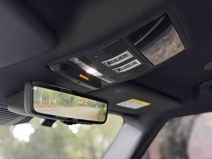 Land Rover Defender — фото 14