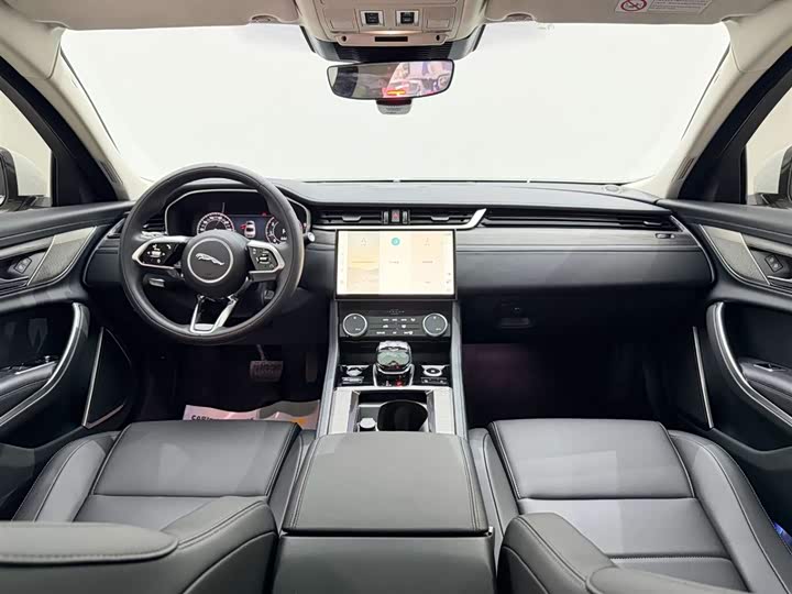 Jaguar XFL 2023 XFL 2.0 T P 200 2 WD — фото 24