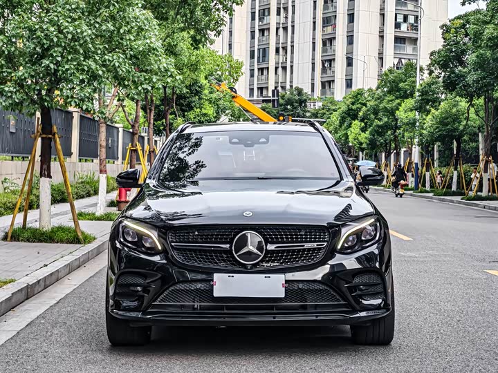 Mercedes-Benz GLC AMG 2017 AMG GLC 43 4 MATIC — фото 2