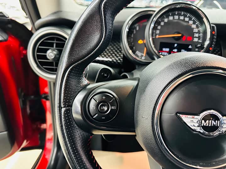 MINI Hatch — фото 38