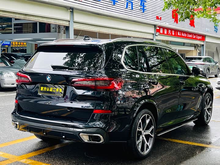 BMW X5 2022 x Drive 40 Li M — фото 5