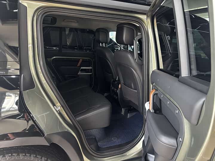 Land Rover Defender — фото 22