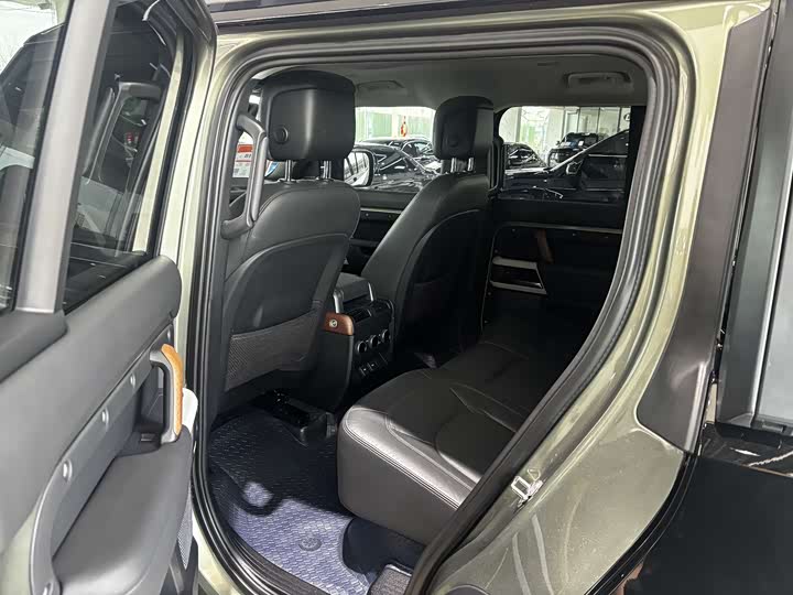 Land Rover Defender — фото 21