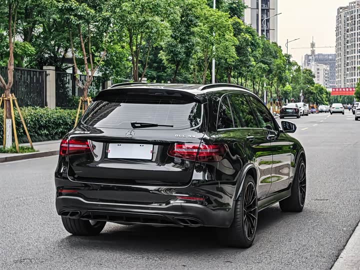 Mercedes-Benz GLC AMG 2017 AMG GLC 43 4 MATIC — фото 9