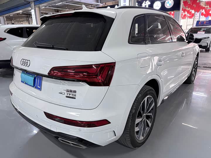 Audi Q5L 2025 40 TFSI — фото 20