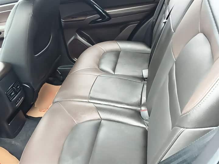 Trumpchi GS4 2017 200 T G-DCT 2 WD — фото 17