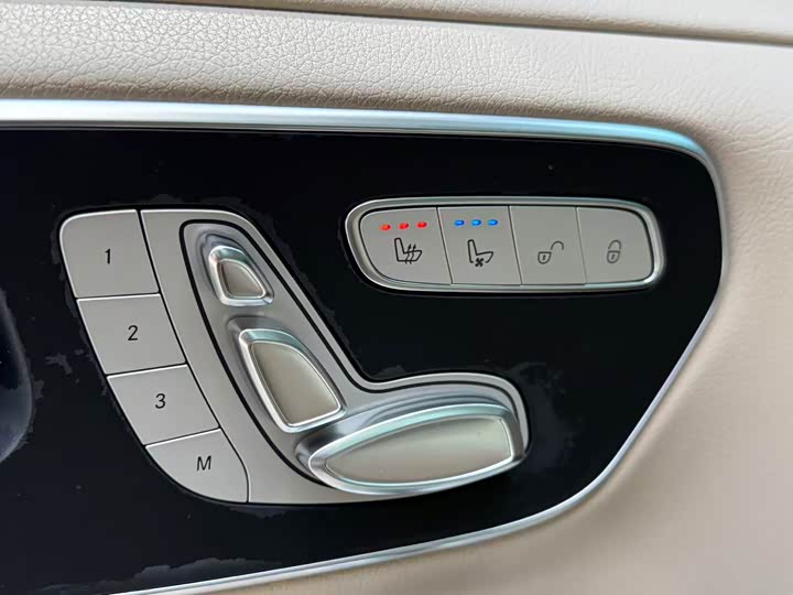 Mercedes-Benz V-Class 2018 V 260 L VI — фото 16