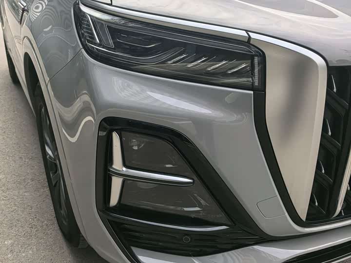 Hongqi HS5 2023 2.0 T Pro — фото 4