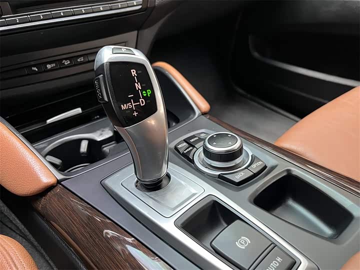 BMW X6 2014 x Drive 35i Sport — фото 12