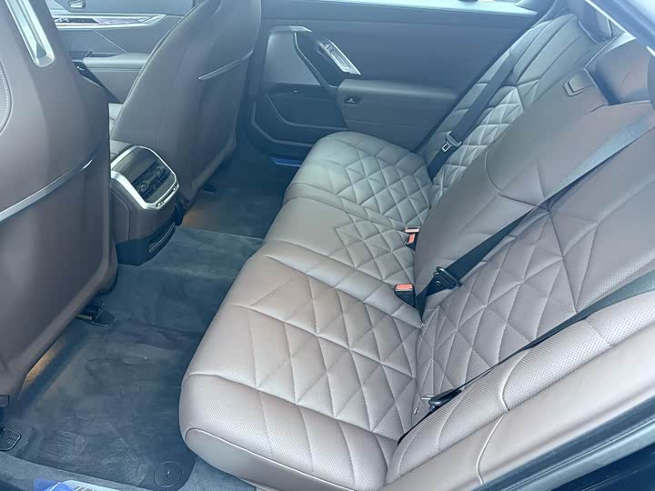 BMW 7 Series 735Li M спортпакет — фото 11