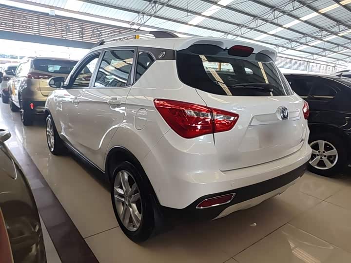 Changan CS35 2017 1.6 L MTLuxury — фото 5