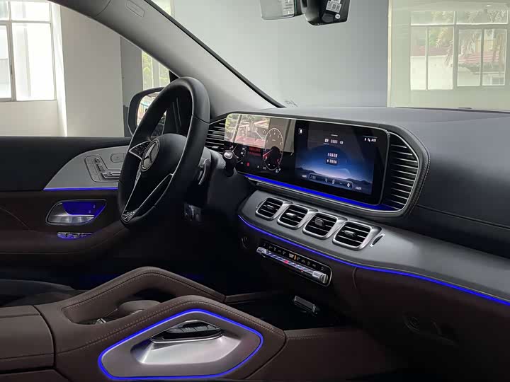Mercedes-Benz GLS 2025 GLS 450 4 MATIC — фото 13
