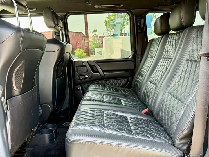 Mercedes-Benz G-Class 2018 AMG G 63 — фото 11