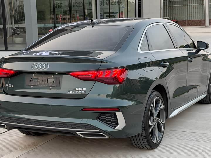 Audi A3 2022 A 3 L Limousine 35 TFSI Sport — фото 4