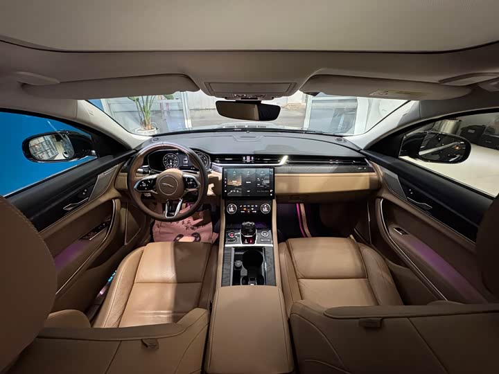 Jaguar XFL 2021 XFL 2.0 T P 250 2 WD — фото 14