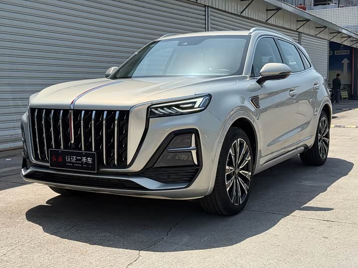 Hongqi HS5 2023 2.0 T 4 WD Pro — фото 1