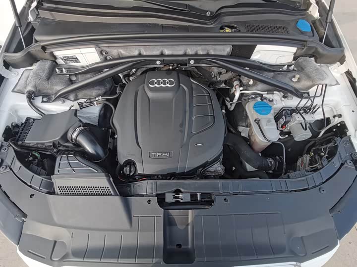 Audi Q5 2017 40 TFSI — фото 16