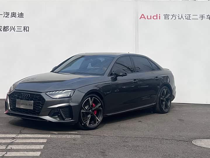 Audi A4L 2024 40 TFSI quattro RS — фото 1