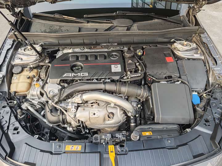 Mercedes-Benz GLB 2021 AMG GLB 35 4 MATIC — фото 26