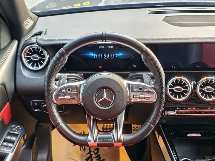 Mercedes-Benz GLB 2021 AMG GLB 35 4 MATIC — фото 19