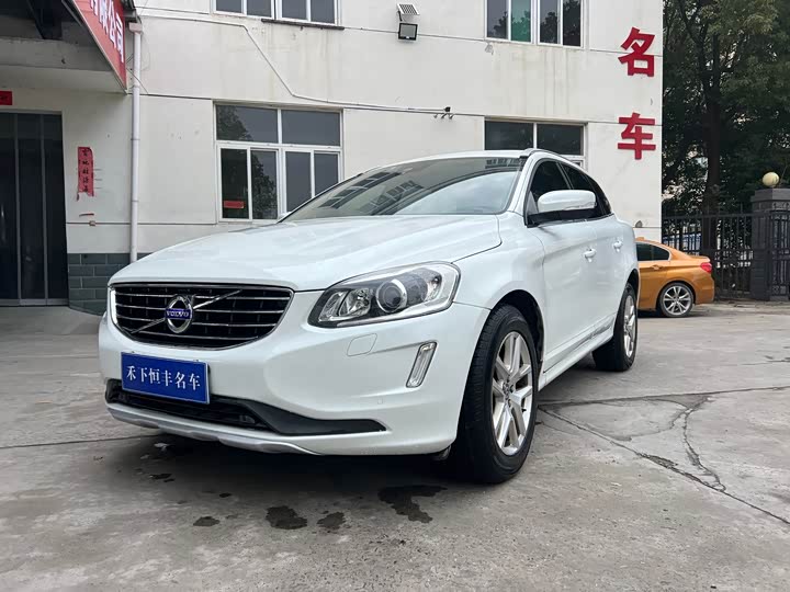 Volvo XC60 2017 T 5 AWD — фото 1