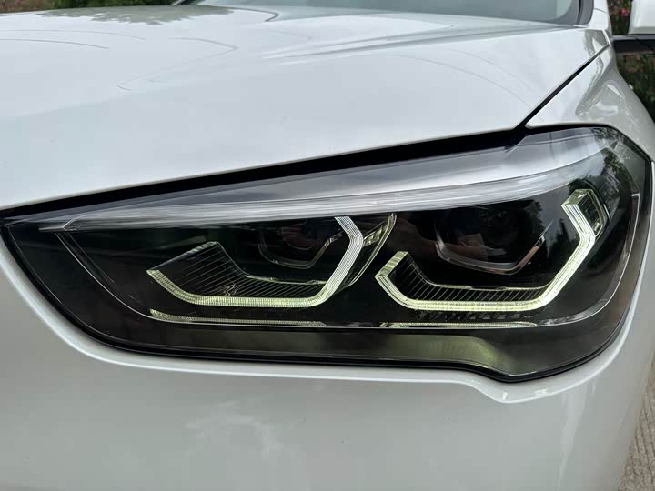 BMW X1 2021 s Drive 20 Li — фото 22