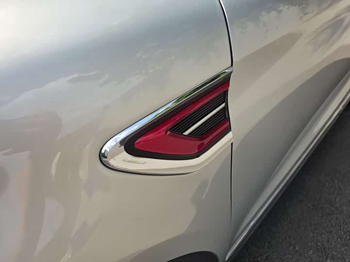 Hongqi HS5 2019 2.0 T 4 WD — фото 16