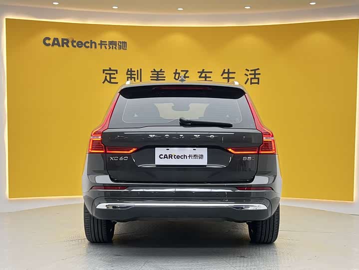 Volvo XC60 2022 B 5 4 WD — фото 29