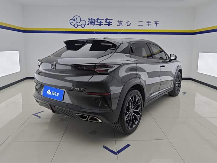 Changan UNI-T 2022 1.5 T Premium — фото 3