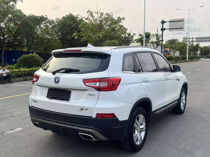 Changan CS75 2017 1.5 T MT — фото 6