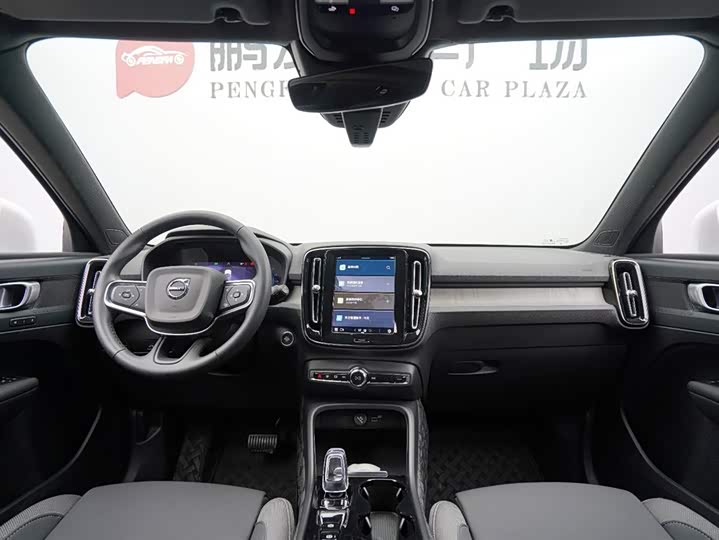 Volvo XC40 2024 B 3 — фото 10