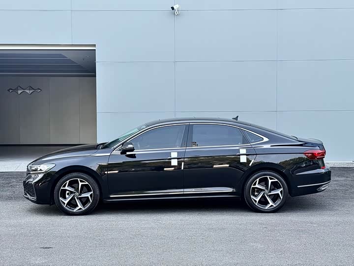 Volkswagen Passat — фото 4