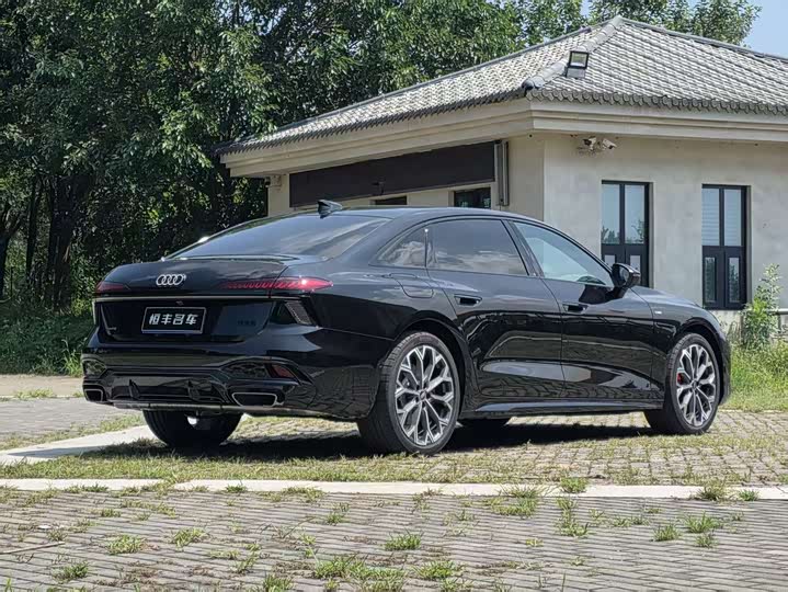 Audi A6L — фото 5