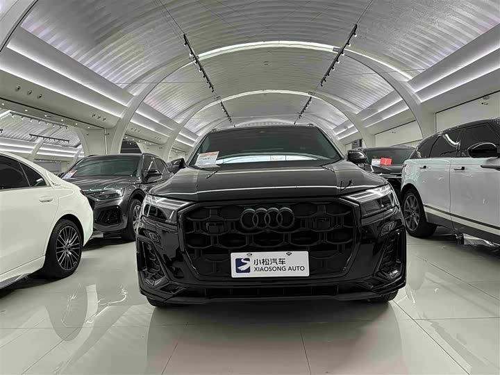 Audi Q7 2024 45 TFSI quattro S line — фото 11