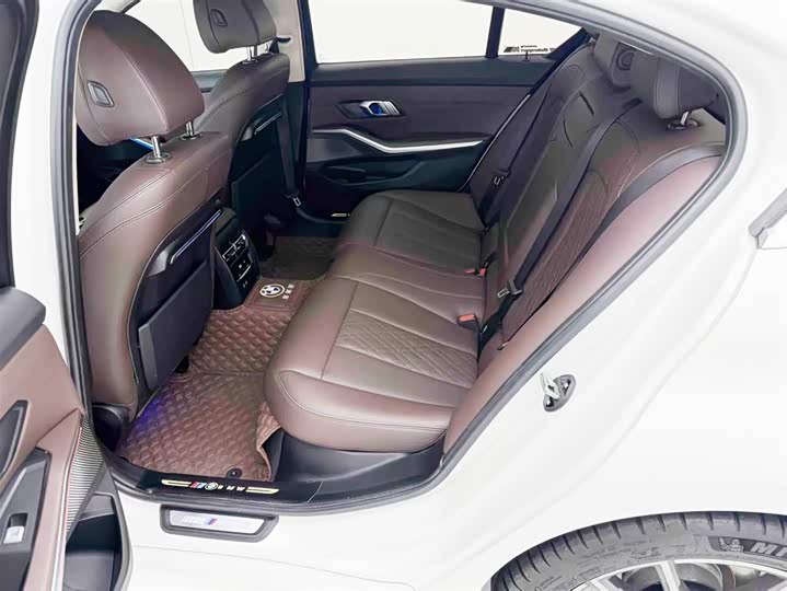 BMW 3 Series 320Li M спортпакет — фото 6