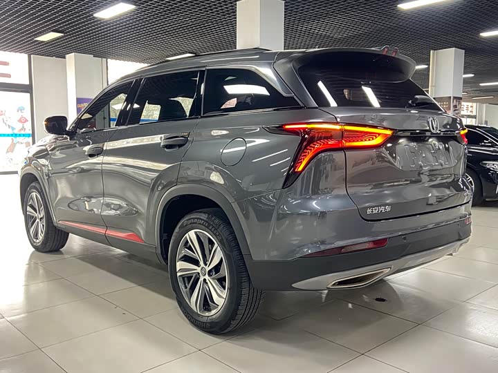 Changan CS75 PLUS 2022 1.5 T ATLuxury — фото 4