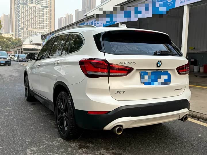 BMW X1 2020 s Drive 20 Li — фото 7